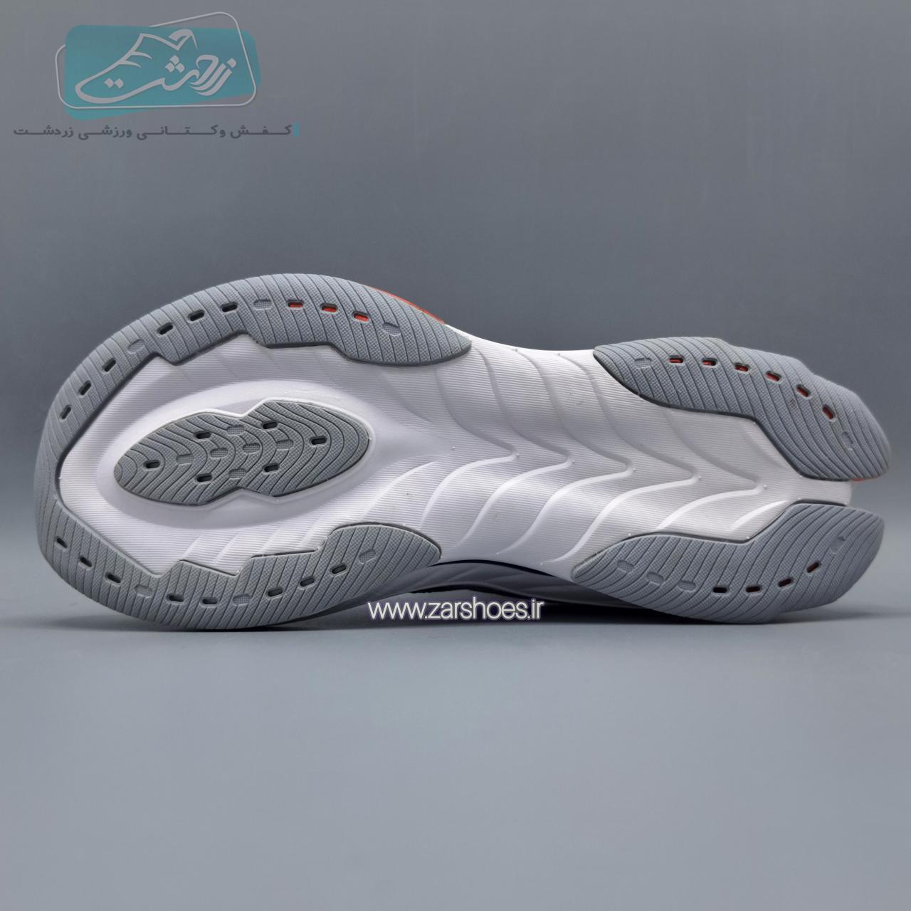  https://zarshoes.ir/uploadfile/file_portal/site_5571_web/file_portal_end/shop/انبار-قدس/product/69/1/1.jpg        