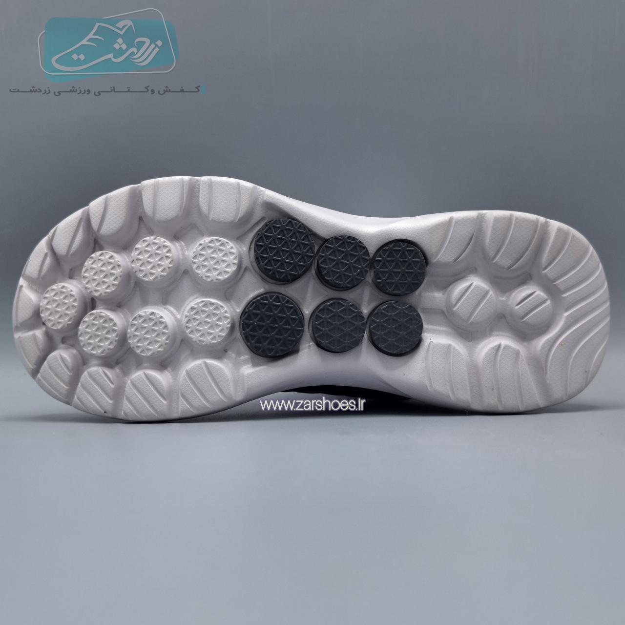  https://zarshoes.ir/uploadfile/file_portal/site_5571_web/file_portal_end/shop/انبار-قدس/product/69/1/1.jpg                