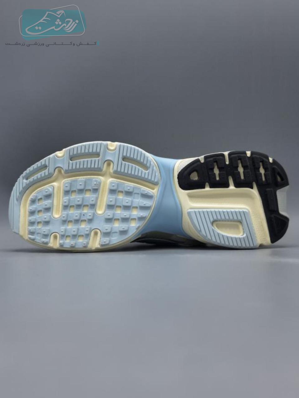  https://zarshoes.ir/uploadfile/file_portal/site_5571_web/file_portal_end/shop/انبار-قدس/product/78/12304/1.jpg      