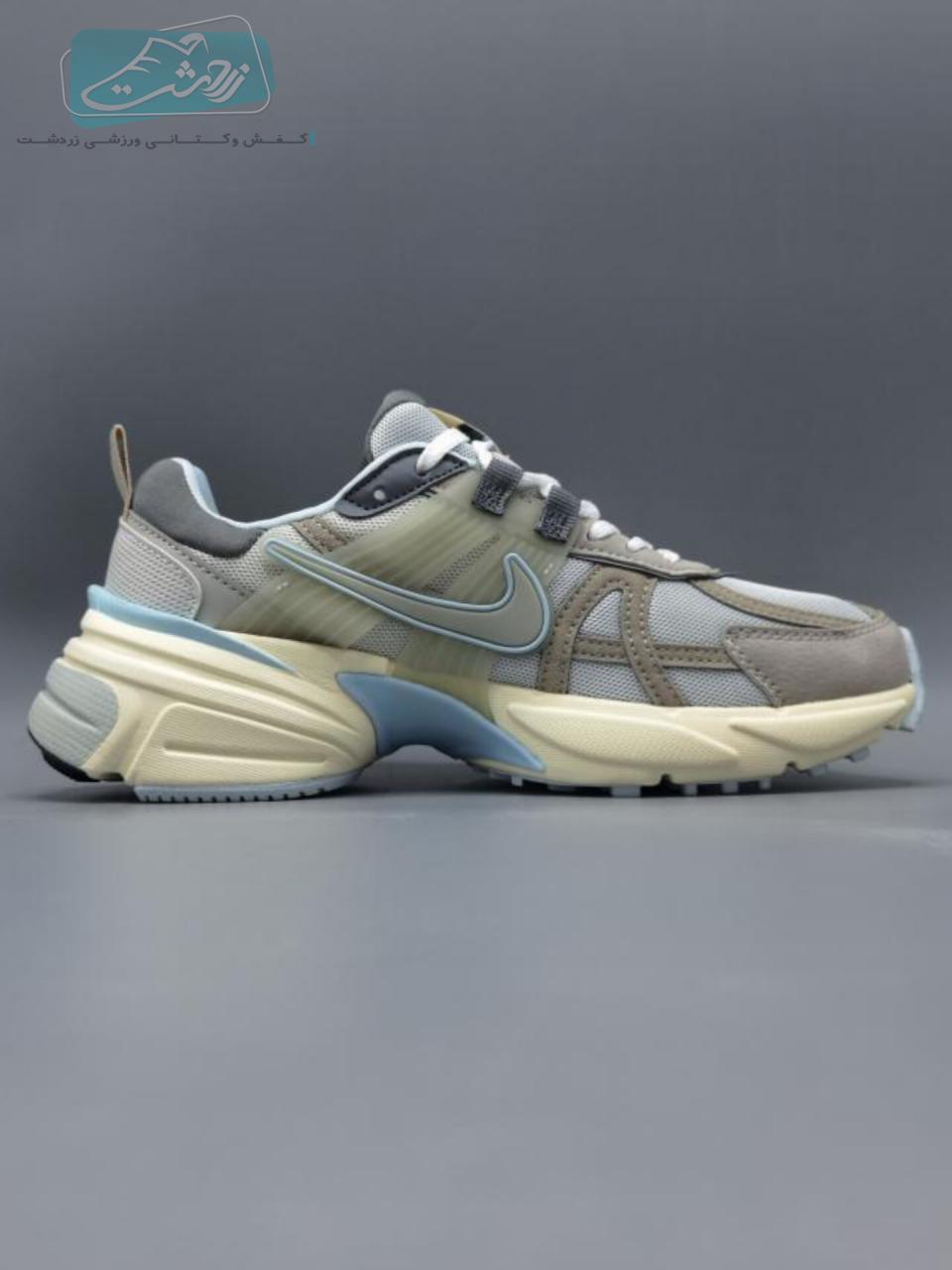  https://zarshoes.ir/uploadfile/file_portal/site_5571_web/file_portal_end/shop/انبار-قدس/product/78/12304/1.jpg       