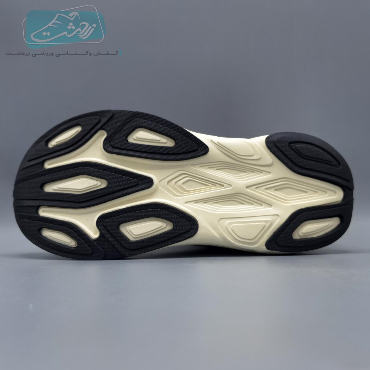  https://zarshoes.ir/uploadfile/file_portal/site_5571_web/file_portal_end/shop/انبار-قدس/product/79/1/1.jpg          