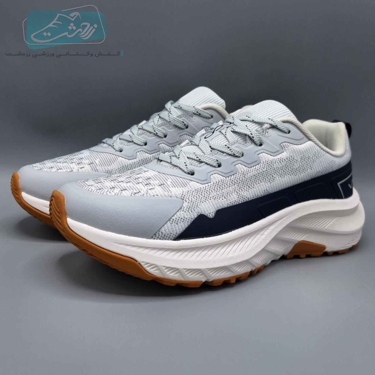  https://zarshoes.ir/uploadfile/file_portal/site_5571_web/file_portal_end/shop/انبار-قدس/product/84/14/کفش-مخصوص-پیاده-روی-ویکو-چین-مدل-R1002-m2-(1).jpg