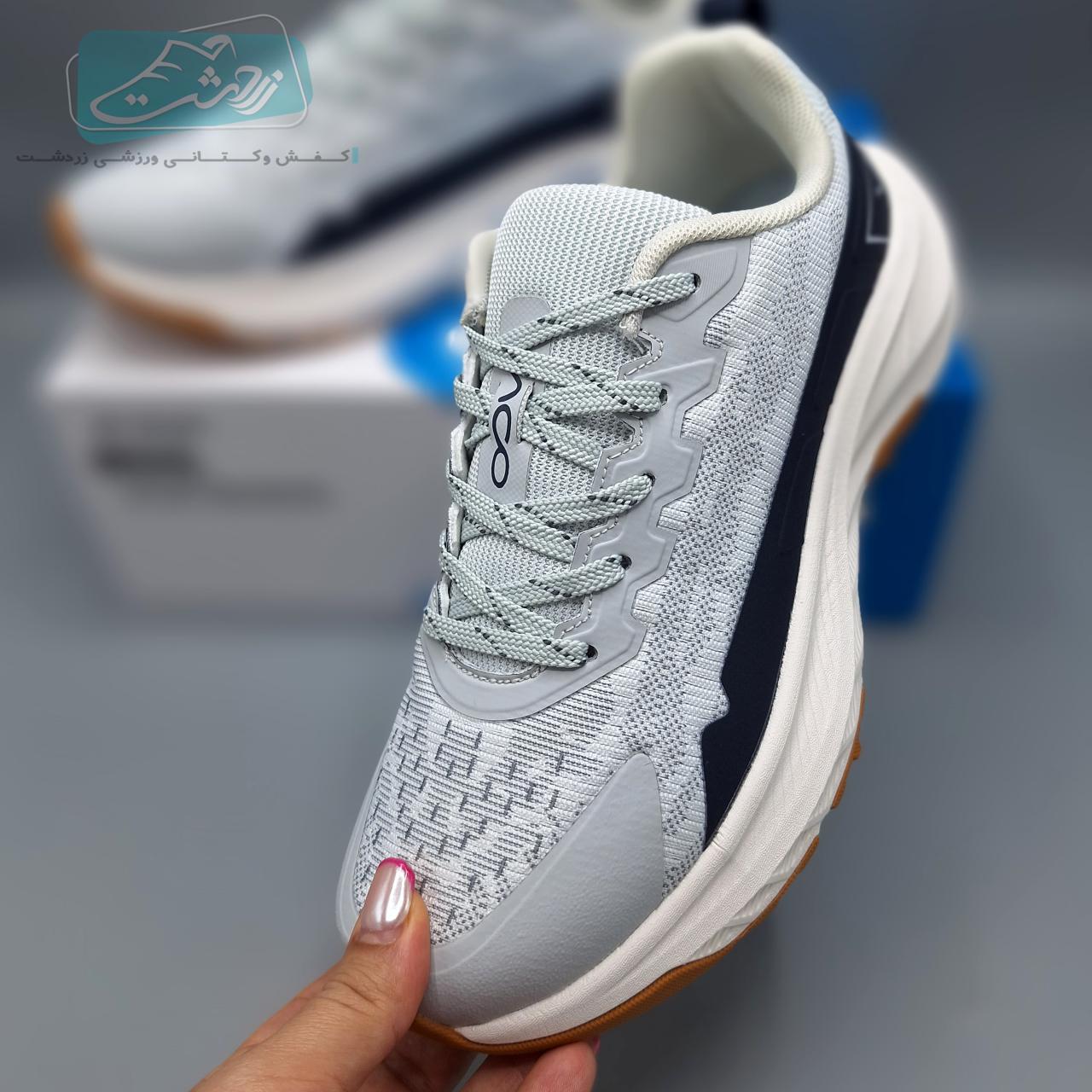 https://zarshoes.ir/uploadfile/file_portal/site_5571_web/file_portal_end/shop/انبار-قدس/product/84/14/کفش-مخصوص-پیاده-روی-ویکو-چین-مدل-R1002-m2-(1).jpg