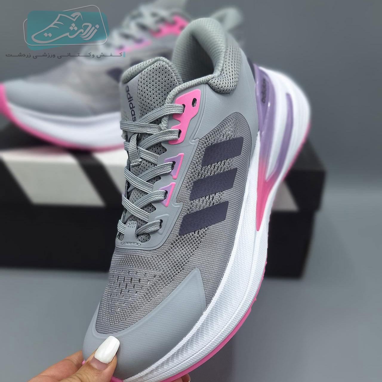  https://zarshoes.ir/uploadfile/file_portal/site_5571_web/file_portal_end/shop/انبار-قدس/product/90/5/کفش-مخصوص-دویدن-زنانه-آدیداس-مدل-super-Adizero-2-(10).jpg
